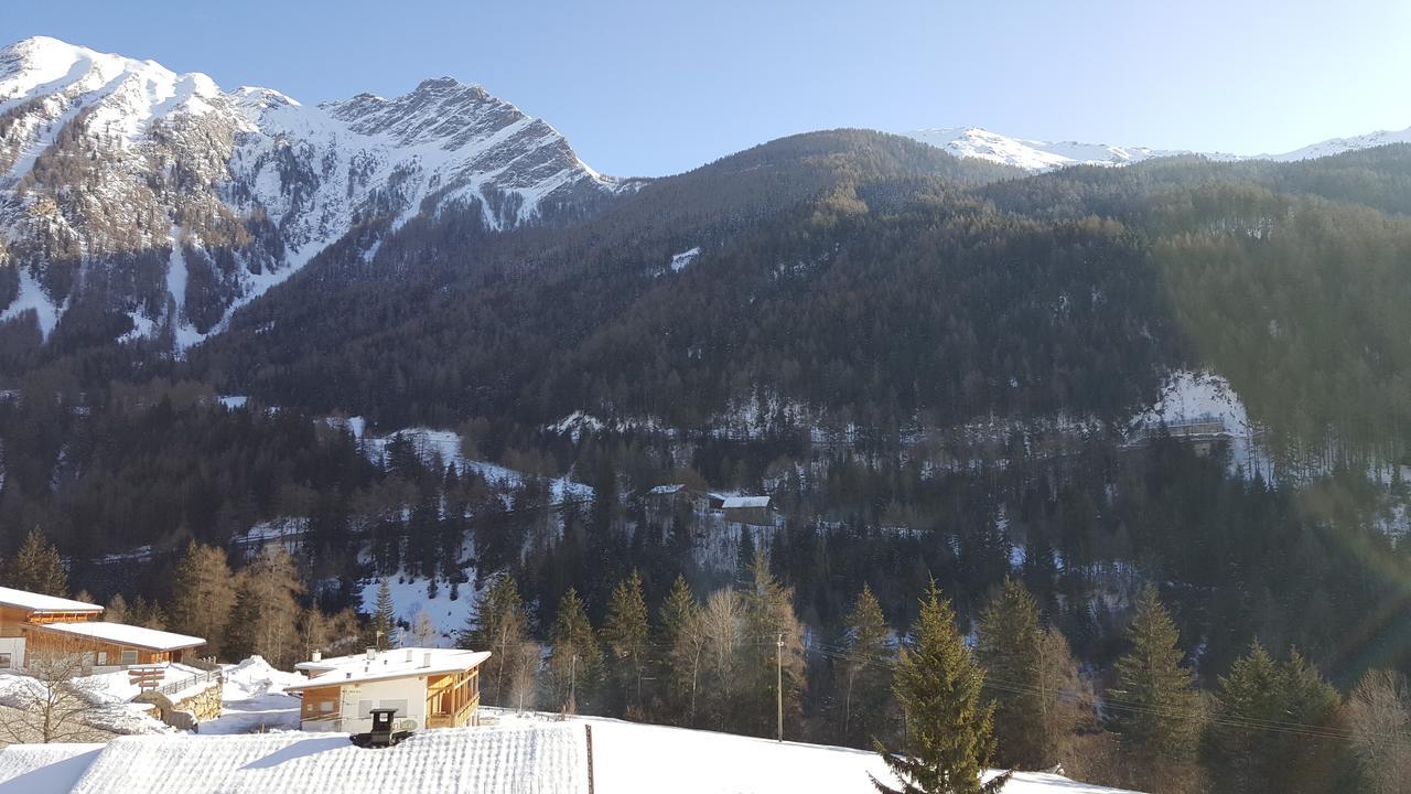 Hotel Graushof Val di Vizze Exterior foto